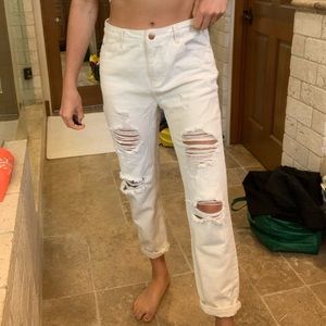 White ripped boyfriend jeans